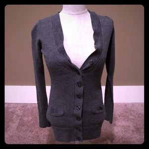 Fitted cardigan